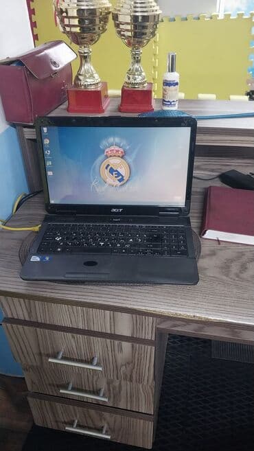 Acer noutbuk - Ekran: təxminən 15.6" - Brend/model xətti: Acer (qara