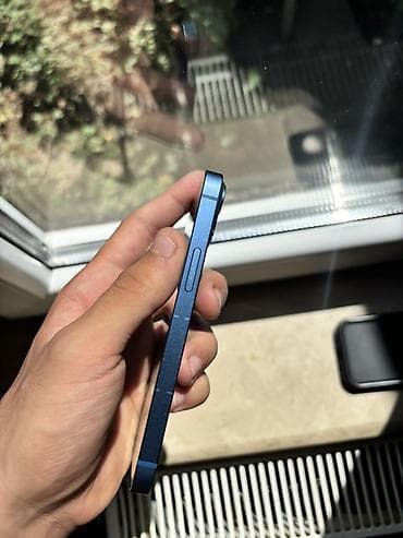 qin 2 pro: IPhone 13, Mavi, Simsiz şarj — 3