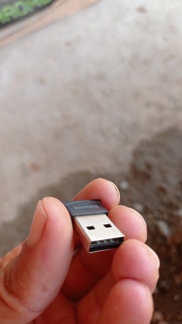 Flash kart < 2 GB, USB 2.0, İşlənmiş lalafo.az -da Flash kart < 2 GB, USB 2.0, İşlənmiş