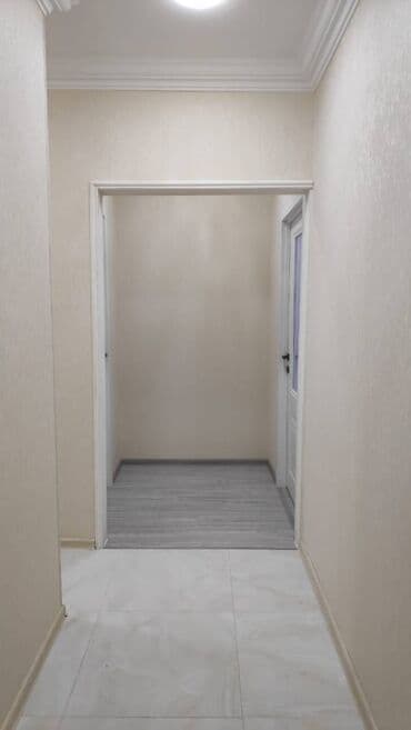 sumqayit 12 mkr ev satilir: Bakı, 3 otaqlı, Köhnə tikili, 66 kv. m — 8