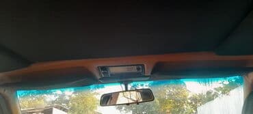 renault megane 2008: Mercedes-Benz W124: 2.2 l | 1993 il Sedan — 8