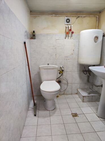 rent home: Popov-A.məmmədov küç,2 otaq + 1 kiçik otaq,3/1-i,h/t, ayrı girişi olan — 10