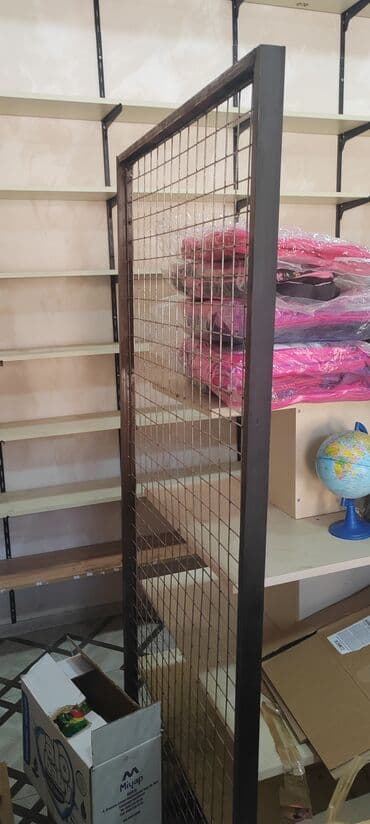 hazır vitrin: Mağaza avadanlıqları dəsti - Şaquli metal tor panellər: 2 ədəd — 1