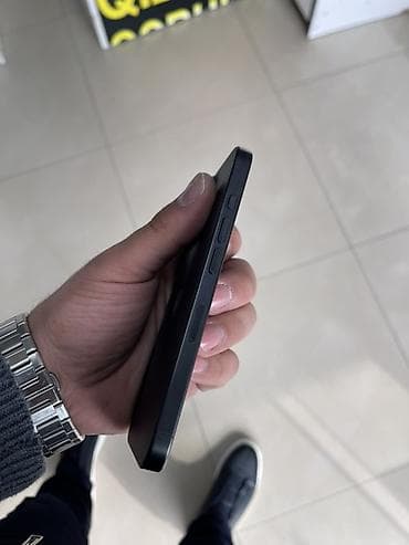 iphone 11 pro vip: IPhone 15 Pro, 128 GB, Black Titanium, Face ID — 6
