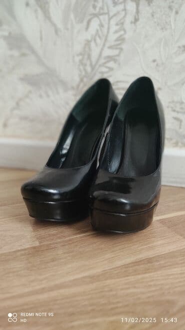 qadınlar üçün ketlər vans old skool: Tuflilər, Ölçü: 38, rəng - Qara, İşlənmiş — 3