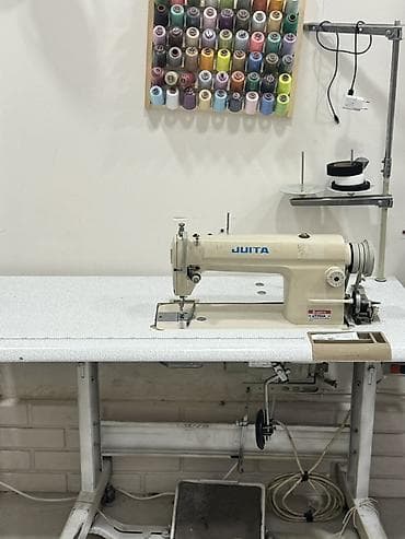 elektrik pliteleri: Sənaye tikiş maşını – Juita düz tikiş (lockstitch) modeli, stol və — 2