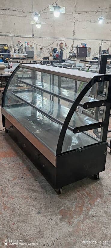 Az i̇şlənmi̇ş quru şi̇rni̇yyat vi̇tri̇ni̇ i̇nanilmaz qi̇ymətə buyrun