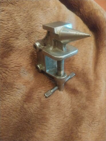 tok artlran: Masa kənarı üçün mini kənəf (kiçik səth dəzgahı) – metal bərkidicisi — 2