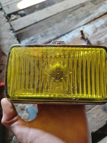 Retro tipli Sarı şüşəli avtomobil duman/fara işığı - Brend/işarə