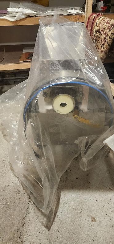 yer pompasi: Paslanmayan poladdan hazırlanmış sənaye tipli kündə kəsən aparat — 1