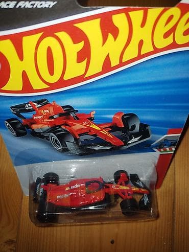 İncəsənət və kolleksiyalar: Orjinal Hot Wheels Formula 1 model maşın.Təzədir, qutusu açılmayıb — 1