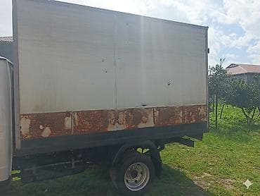 niva arxa stop: QAZ Gazel — 2