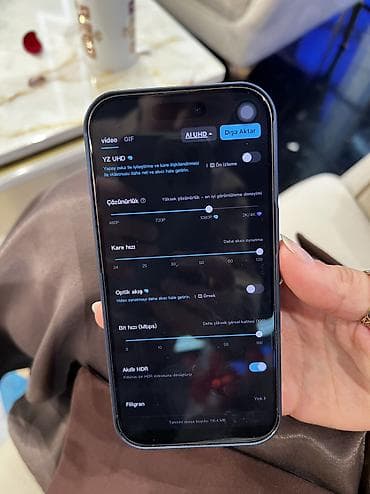 telefon kabrolari: IPhone 13 — 2