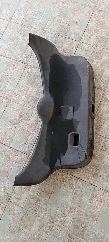 Салон: Məhsul: Avtomobil baqaj bölməsi üçün daxili plastik örtük (trim panel) — 1