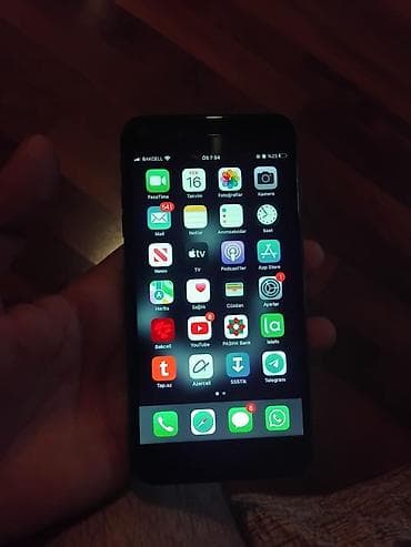 iphone x azerbaycan: IPhone 8 Plus, 64 GB, Space Gray, Barmaq izi — 5