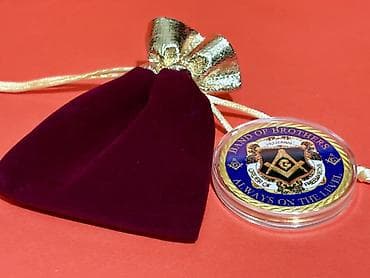 tema sekilleri: Masonluq temalı kolleksiya sikkəsi – “Band of Brothers / Freemasonry” — 3
