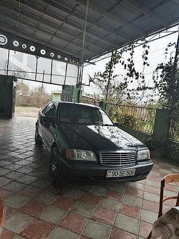 ikinci el mercedesler: Mercedes-Benz C-Class (W202) sedan - Kuzov: 4 qapılı sedan, tünd boz — 1
