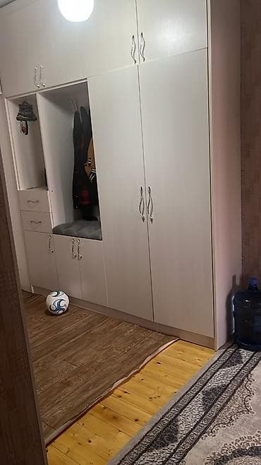 şeki: Stansiya Sumqayıt Şəfəq qəsəbəsi 9/ 3 cu Mərtəbə kirayə verilir 3 — 3