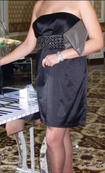 İdman geyimləri: Mini don, dekolte — 1