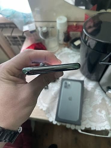 iphone 8 pilus: IPhone 11 Pro, 256 GB, Matte Midnight Green, Face ID — 8