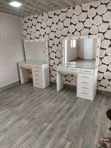 salon üçün divanlar: Moykasız, Siyirməli, Polkasız, Şüşə, Türkiyə, Kredit yoxdur — 5