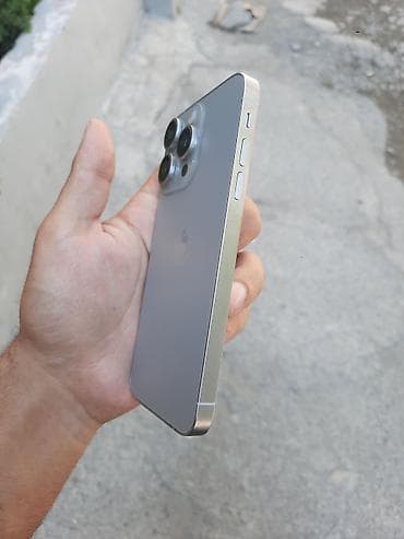 8: IPhone X, 256 GB, Desert Titanium, Face ID — 5