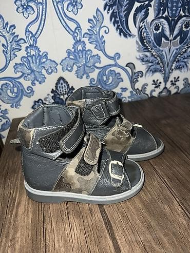 stringer alt geyimi: Uşaq üçün ortopedik sandal razmer 22 80manata alınıb 2,3defe geyinib — 2