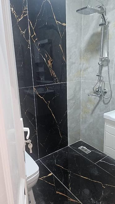 qara qarayevdə: Kirayə verilir: 3 yataq,1 kuxna,2 sanuzel ve 1 zal otaqlı, tam — 2