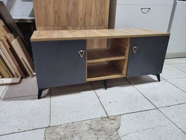 Yeni, Düz TV altlığı, Polkalı, Laminat