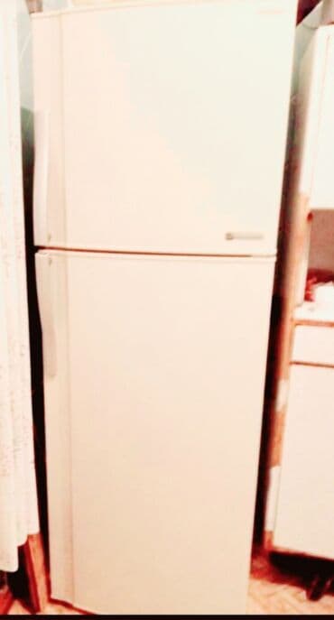 buzdolabı: İşlənmiş 2 qapılı Sharp Soyuducu Satılır, rəng - Ağ, Təkərli — 1