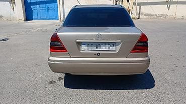 cayenne krilo 2013: Mercedes-Benz C-Class: 2.2 l | 1994 il Sedan — 5