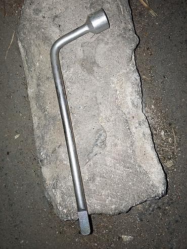 L-tipli təkər açarı (domkrat açarı) - Material: möhkəm polad,yenidir