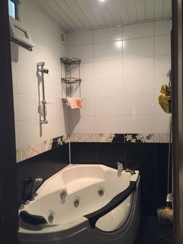 hamam kuncluyu: Cakuzi. 80azn.unvan Nerimanov (5795)*Tehi — 1