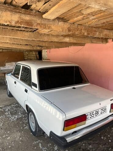 hyundai azera 2011: VAZ (LADA) 2107: 1.6 l | 2001 il Sedan — 12