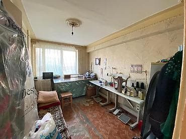 suvalanda ev: 2 otaqlı mənzil – geniş balkonlu Planlaşdırma: - 2 ayrı otaq, işıqlı — 4