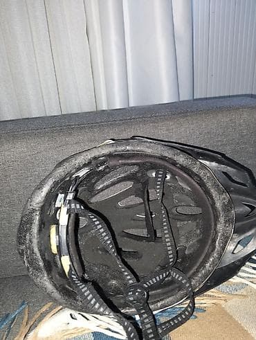 Velosiped aksesuarları: Velosiped kaskı – ölçü L - Rəng və dizayn: qara–narıncı, karbon — 2
