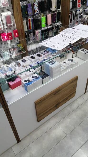 mağaza üçün avadanlıqlarla təchiz olunmuş obyekt: Magazanın icaresi 1800azndir Magazadaki mehsullar hazir biznes kimi — 6