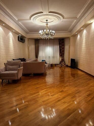 9 ci mikrorayon satilan evler: 4 otaqlı, Yeni tikili, m. Neftçilər, 160 kv. m — 4