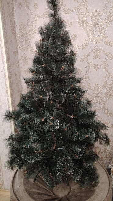 Xalçalar: Süni Yeni il şam ağacı - Realistik görünüşlü, tünd-yaşıl iynələri və3 — 2