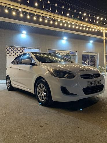qazel satış: Hyundai Accent sedan — ağ rəng, 4 qapı, kompakt şəhər avtomobili — 9