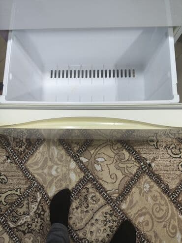 Alfa Romeo: Mətbəx üçün geniş funksiyalı soyuducu - Üst hissə: iki qapılı geniş — 3