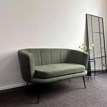 Yeni, Saş kəsimi kreslosu