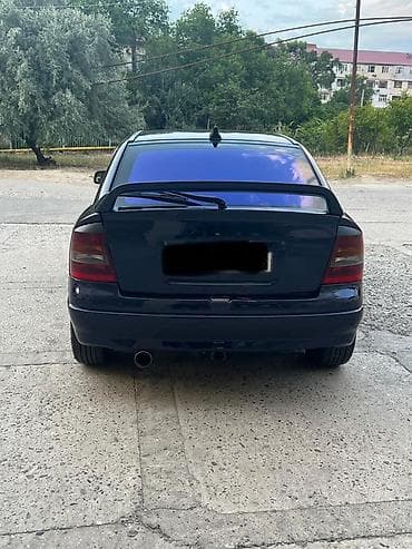 opel astra 2000: Opel Astra: 1.6 l | Hetçbek — 3