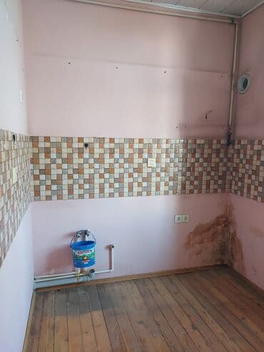 kupça nədir: Bakı, Keşlə qəs., 2 otaqlı, Köhnə tikili, m. Nəriman Nərimanov, 60 kv. m — 3