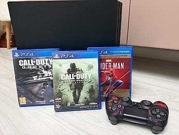 Ps 4 Pro pult 3 dene disk 500 AZN oyun diskleri ile bir yerde satiram