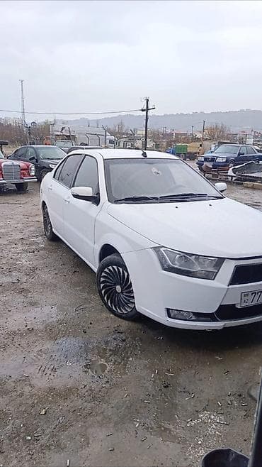 rang rover: İran Khodro Dena, ağ rəng, sedan gövdə.tecli satlir Texniki — 2