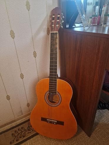 ucuz gitara: Klassik gitara, İşlənmiş, Ödənişli çatdırılma — 2
