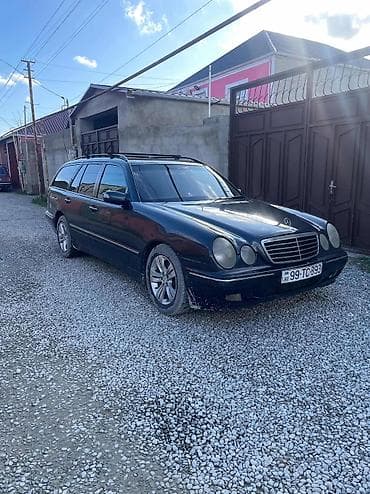 gurcustan maşın bazari mercedes: Təcili satılır. clasic E270 CDI Mator karopka ideal vəziyyətdədir — 1