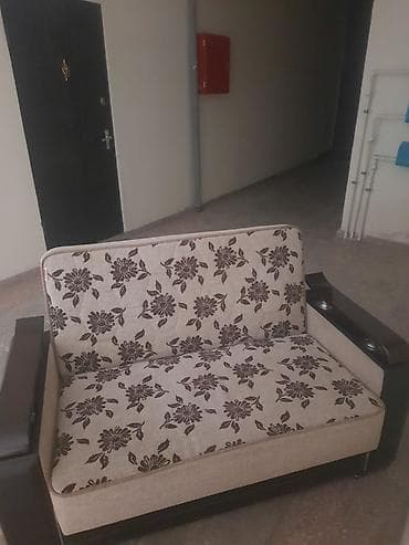 ofis mebel: Dəyərindən çox aşağı çox təcili 2nəfərlik divan satılır.madeyra jasmin — 5