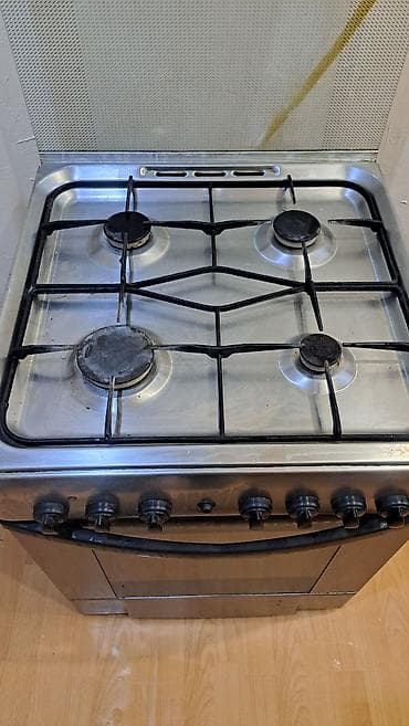 qaz ustu: Qaz sobası Ayrıca dayanan, 4 gözlü — 2